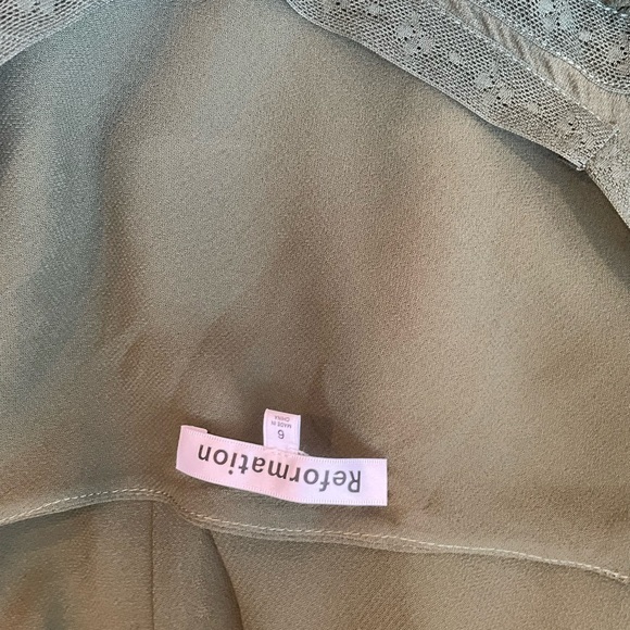 2022 spring Reformation Dress - Picture 4 of 9